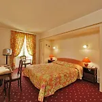 Le Cro-Magnon - Hotel & Restaurant - Piscine - Climatisation Les Eyzies