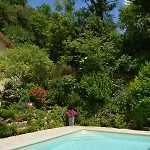 Hotel Le Cro-Magnon - Hotel & Restaurant - Piscine - Climatisation 3*