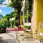 Le Cro-Magnon - Hotel & Restaurant - Piscine - Climatisation Ξενοδοχείο 3*