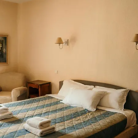 Le Cro-magnon 3* Les Eyzies