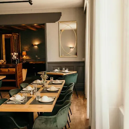 Le Cro-magnon Les Eyzies