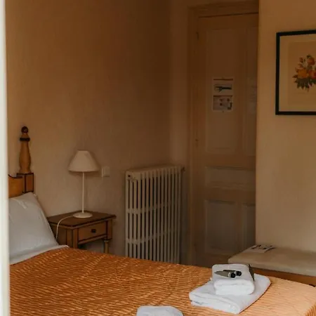 Le Cro-magnon Hotel Les Eyzies