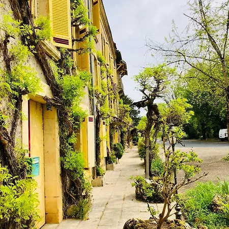 Le Cro-magnon Les Eyzies