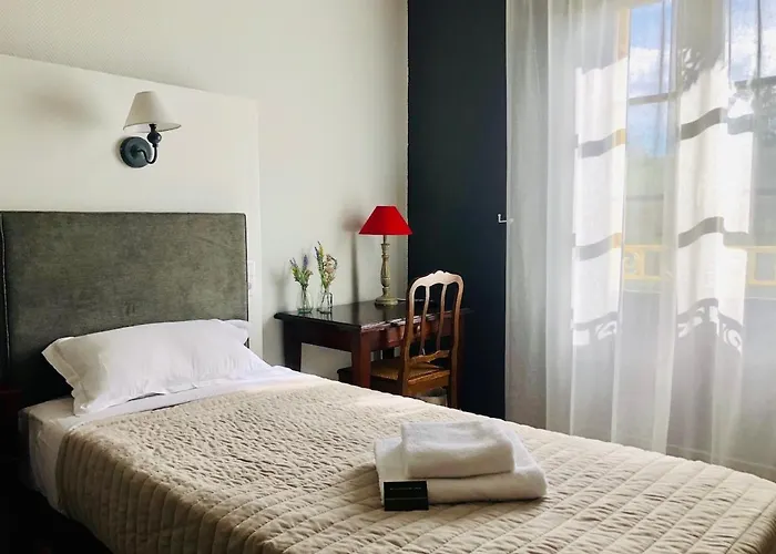 Le Cro-magnon Les Eyzies