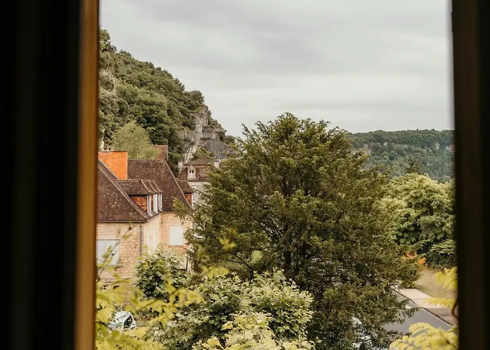 Le Cro-magnon Hotel Les Eyzies