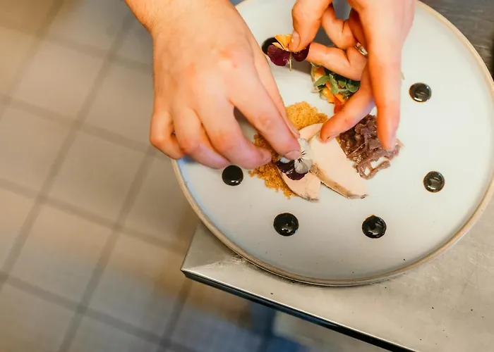 Le Cro-magnon Hotel Les Eyzies